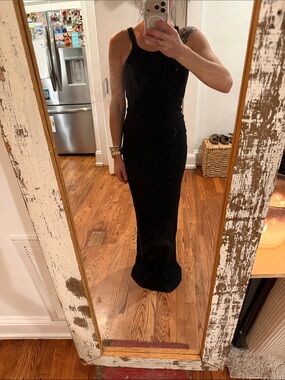 Classic Black Sleeveless Maxi Dress